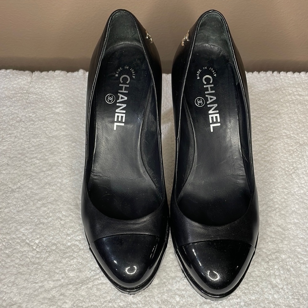 Authentic CHANEL platform